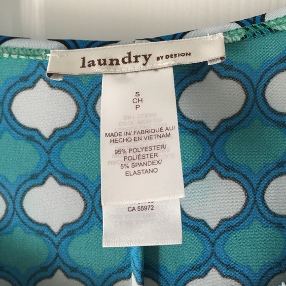 LAUNDRY BY DESIGN Print Short Sleeve Wrap Dress - Picture 4 of 4